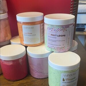 ONE (1) Aminnah Body Sugar Scrub